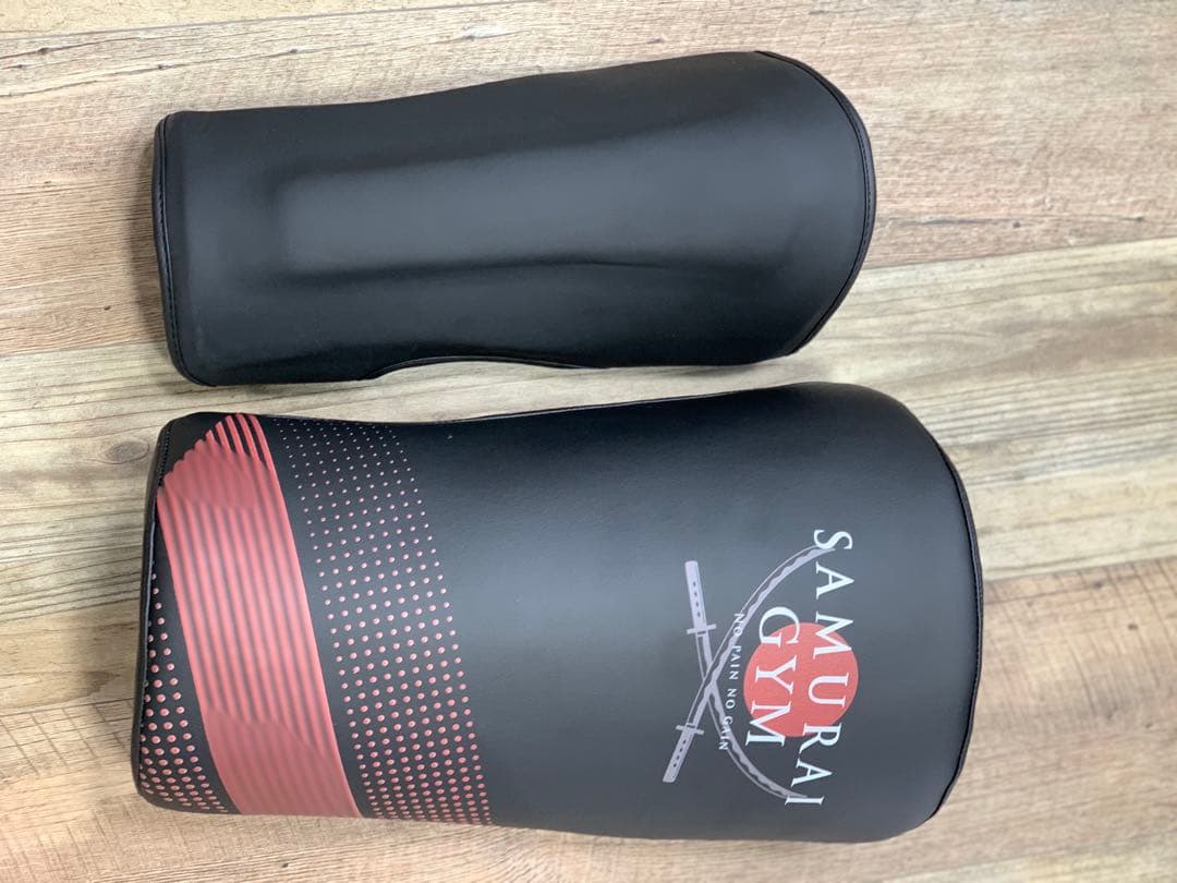 カーフキックミット ダブル左右利用できます