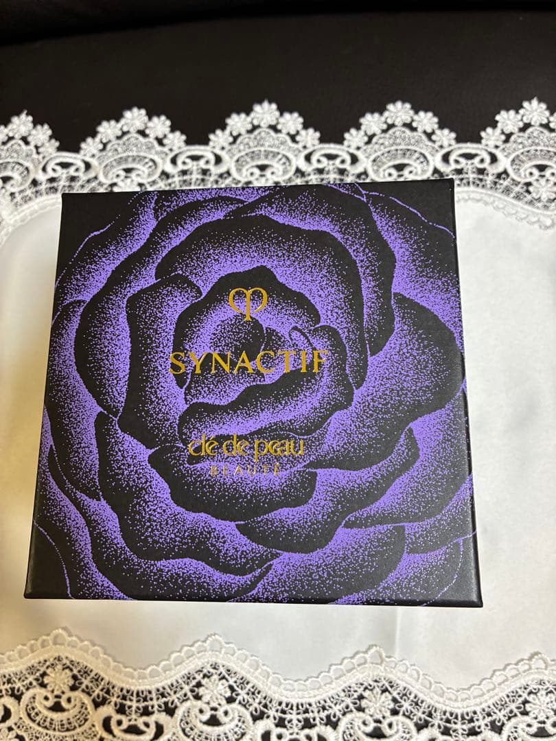 クレドポーボーテ シナクティフサボンn 40g特製サイズ＆タオル新品未使用