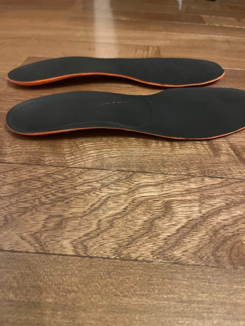 モレリアネオ4 JAPAN 27.0cm ルビーレッド×ホワイト