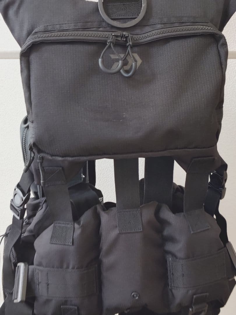 ダイワ ベンチクールゲームベストV DF-6122 フリー