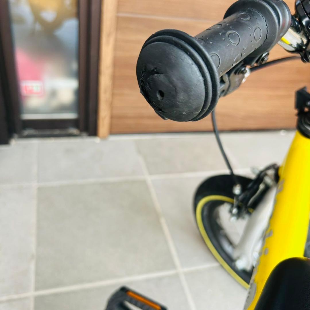 【送料込み】中古へんしんバイク イエロー 12インチ