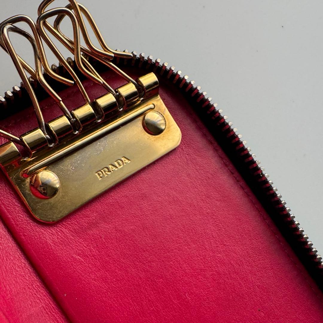 【美品】 239 PRADA プラダ キーケース