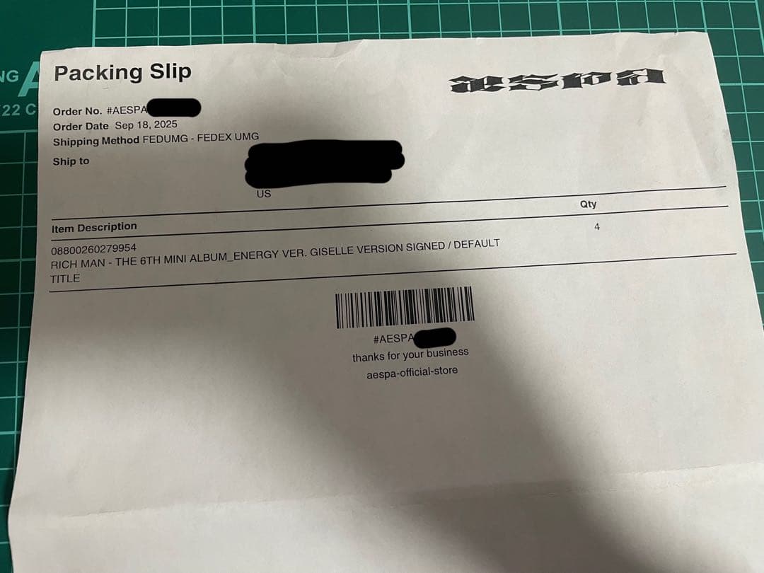 ポチ aespa サイン アメリカ