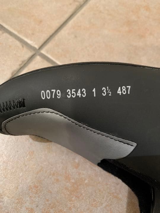 ATOMIC★アトミック★スキーブーツ/靴★ホワイト★23㎝