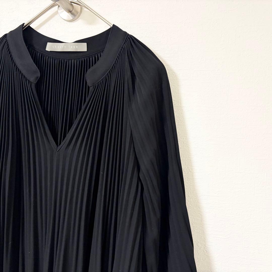 theory luxe プリーツ ワンピース