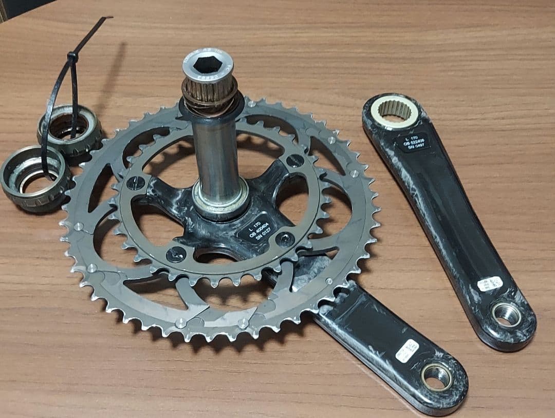 カンパニョーロ　アテナ　クランク　50-34t ※左アーム破損