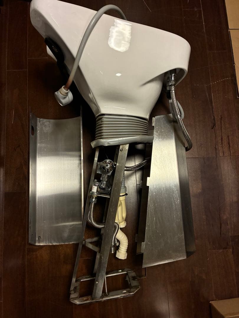 シャンプーボウルとシャンプー椅子のセット