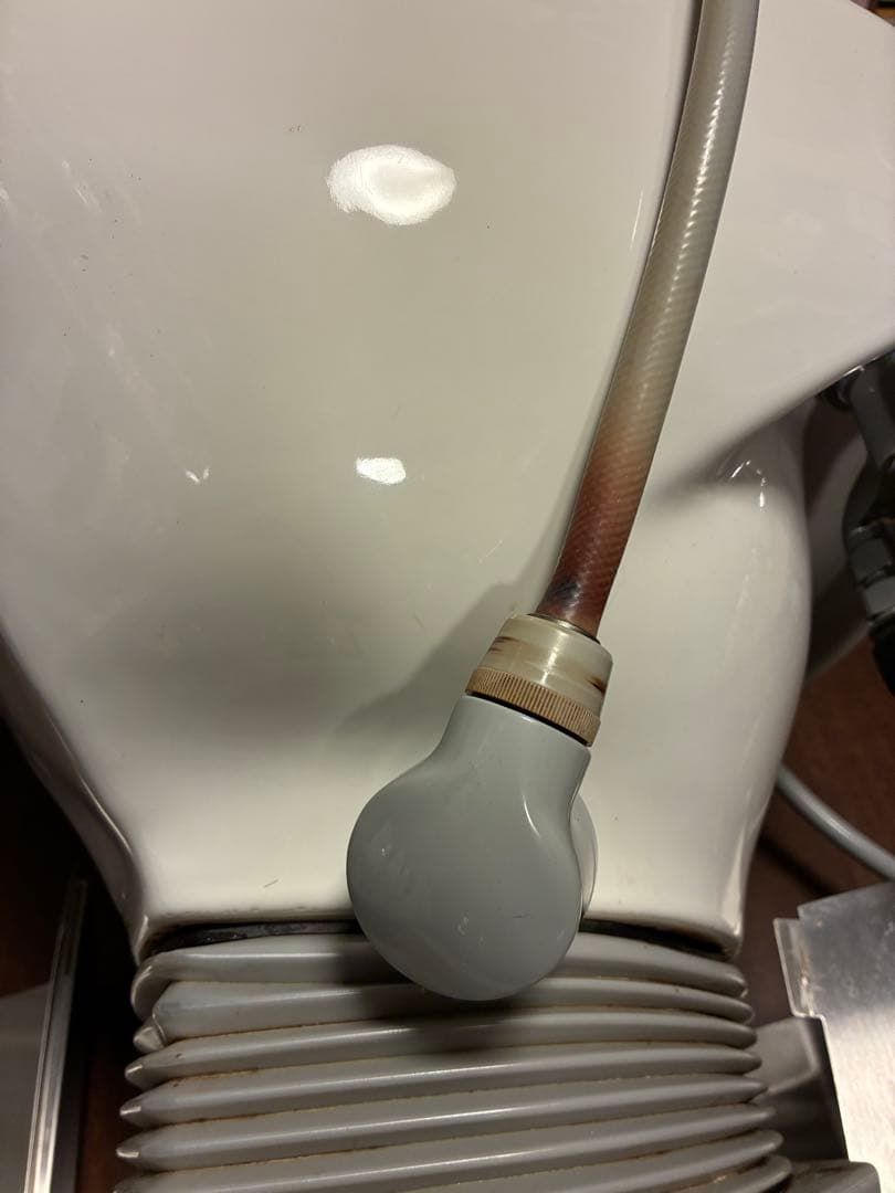 シャンプーボウルとシャンプー椅子のセット