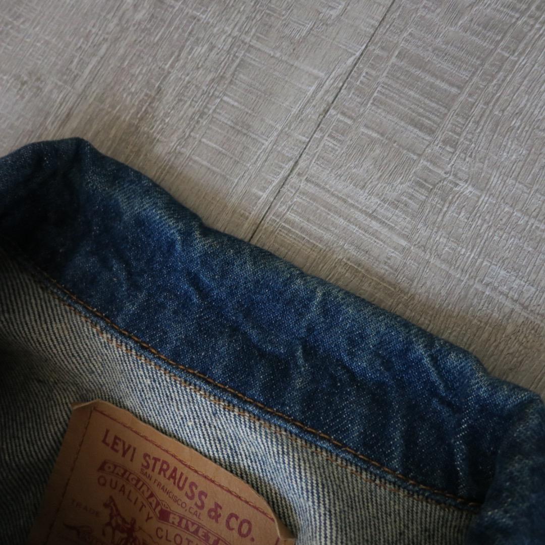 42 levisリーバイス 70506 デニムジャケットUSA製 濃紺