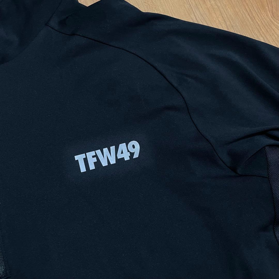新品タグ付き　TFW49 ハーフジップ　ロングTシャツ XL ブラック　ゴルフ