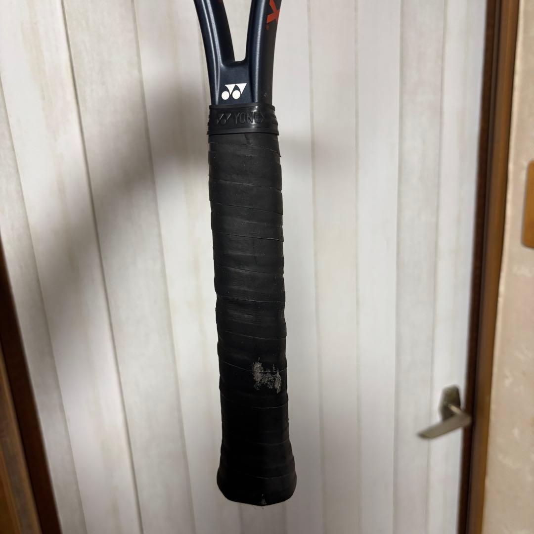 YONEX VCORE PRO 97 ISOMETRIC テニスラケット　硬式