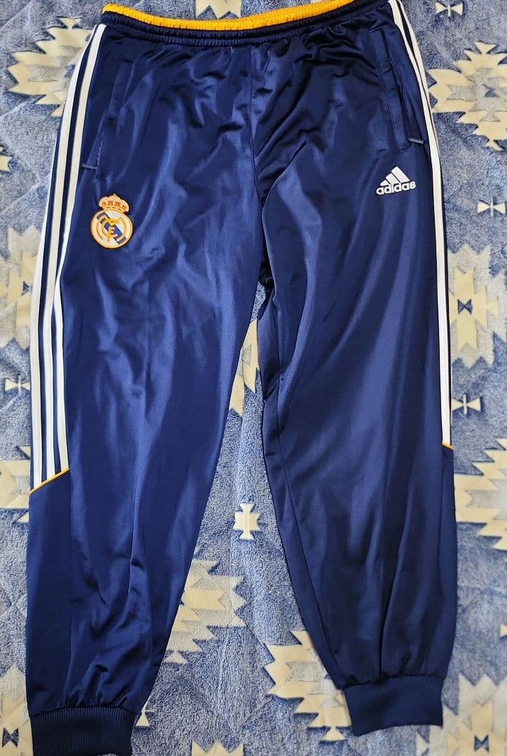 adidas レアル・マドリード トラックパンツ