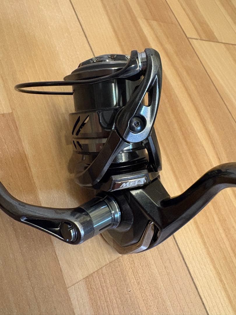 こ*ち様 シマノ【美品　21 コンプレックスXR C2000F4 HG】