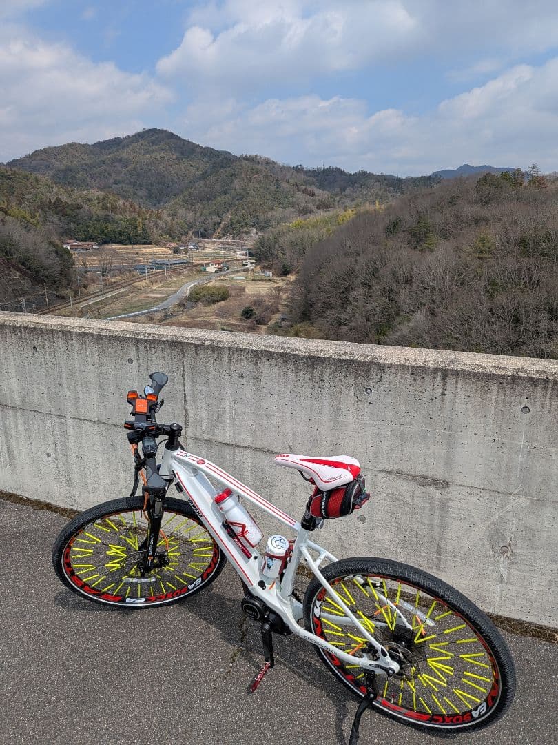 ヤマハypjクロスコア Supreme仕様 白黄