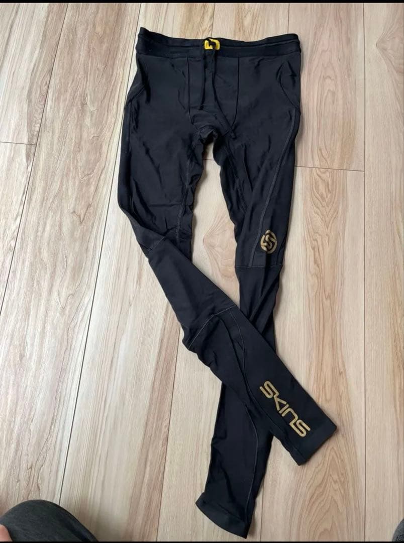 SKINS スキンズ　ロングタイツ　シリーズ5