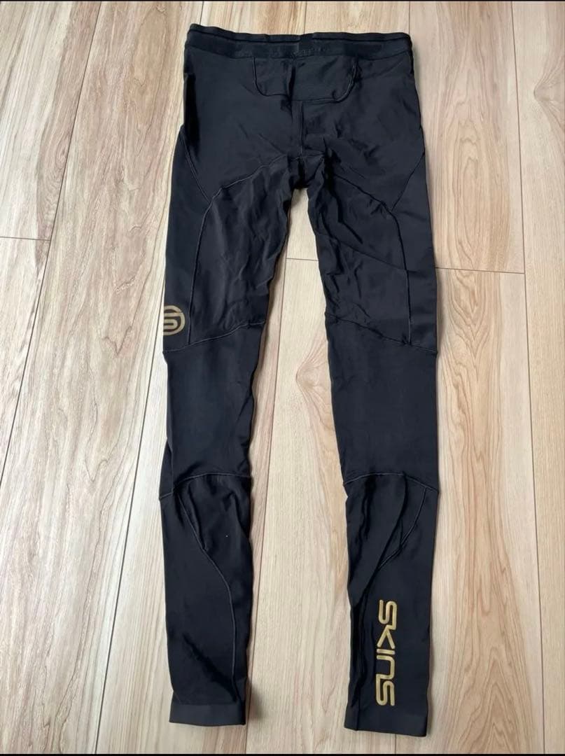 SKINS スキンズ　ロングタイツ　シリーズ5