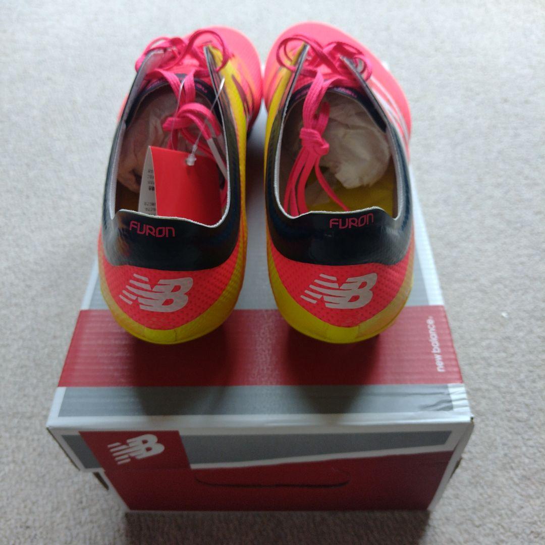 new balance　サッカースパイク