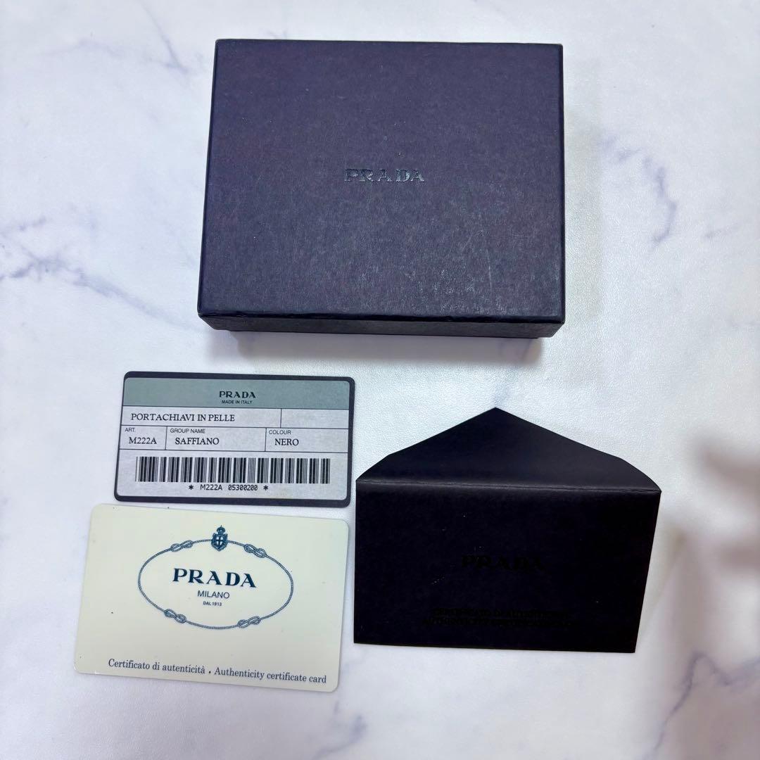 極美品 PRADA サフィアーノレザー 6連キーケース ブラック NERO 箱付