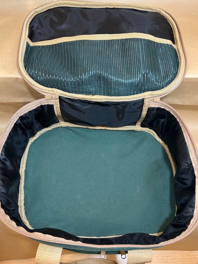 コールマン 食器セット　& カトラリーセット　　４人用　　Coleman