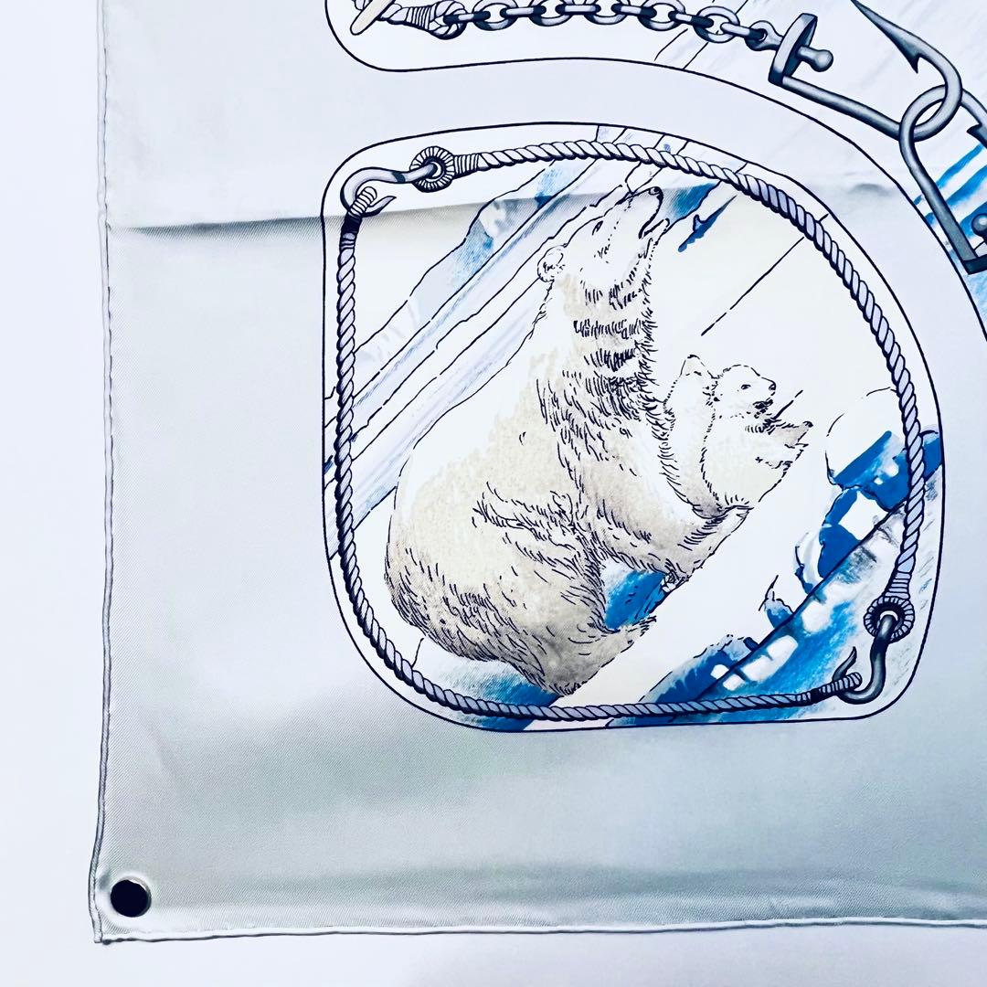 美品✨　エルメス　グリーンランド シルクスカーフ　カレ90 水色