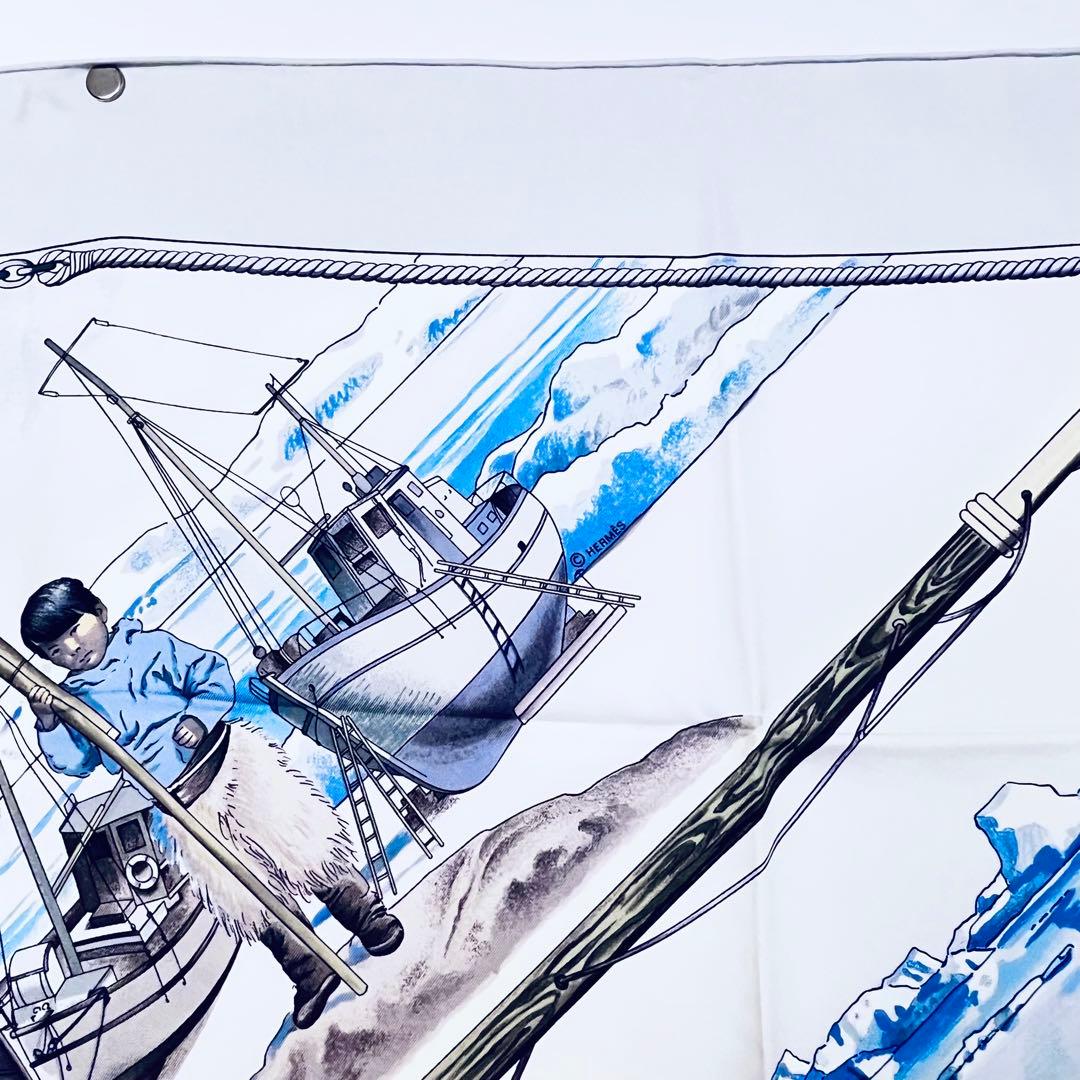 美品✨　エルメス　グリーンランド シルクスカーフ　カレ90 水色