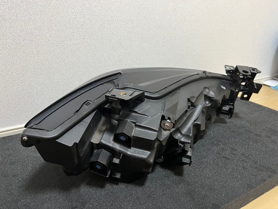 マツダ　アテンザ　GJ型　中期　LEDヘッドライト