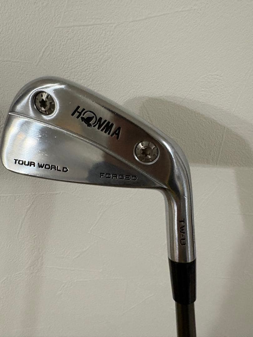 HONMA TOUR WORLD フォージド アイアン型ユーティリティ3番