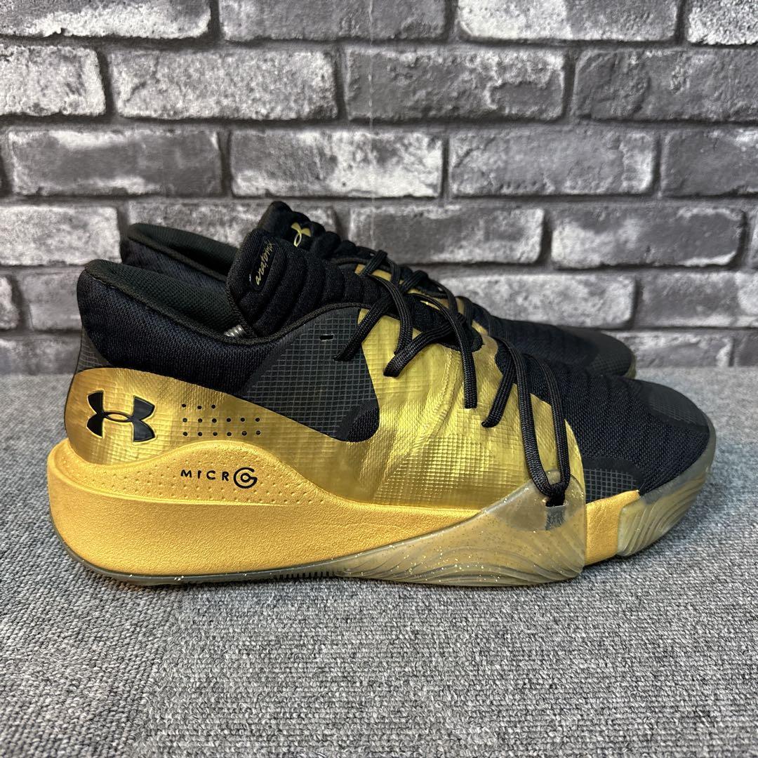 アンダーアーマー スポーン アナトミックス ロー 黒金 31