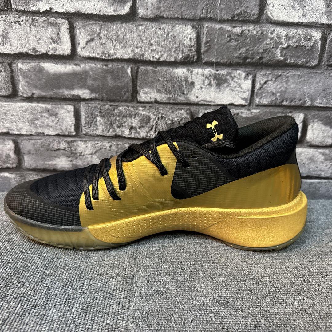 アンダーアーマー スポーン アナトミックス ロー 黒金 31