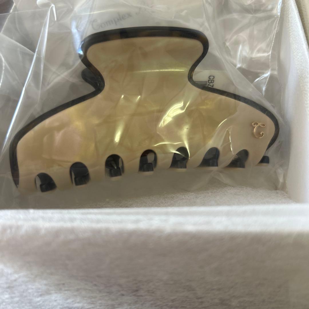 コンプレックスビズ　バンズクリップ　大　ピンクベージュ