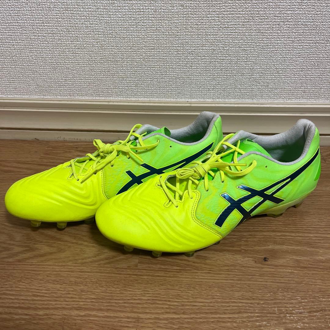 シューズ asics ULTREZZA