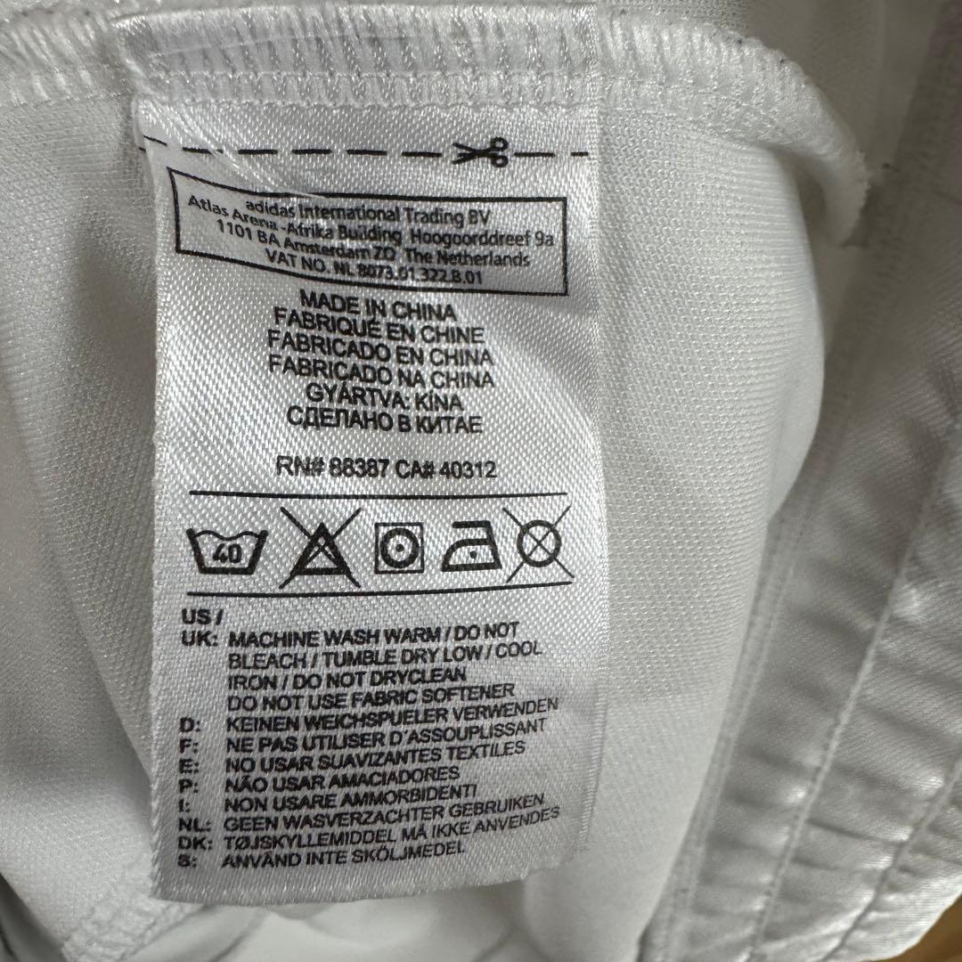 adidas製 レアル・マドリードトラックジャケット 2XOサイズ/ホワイト