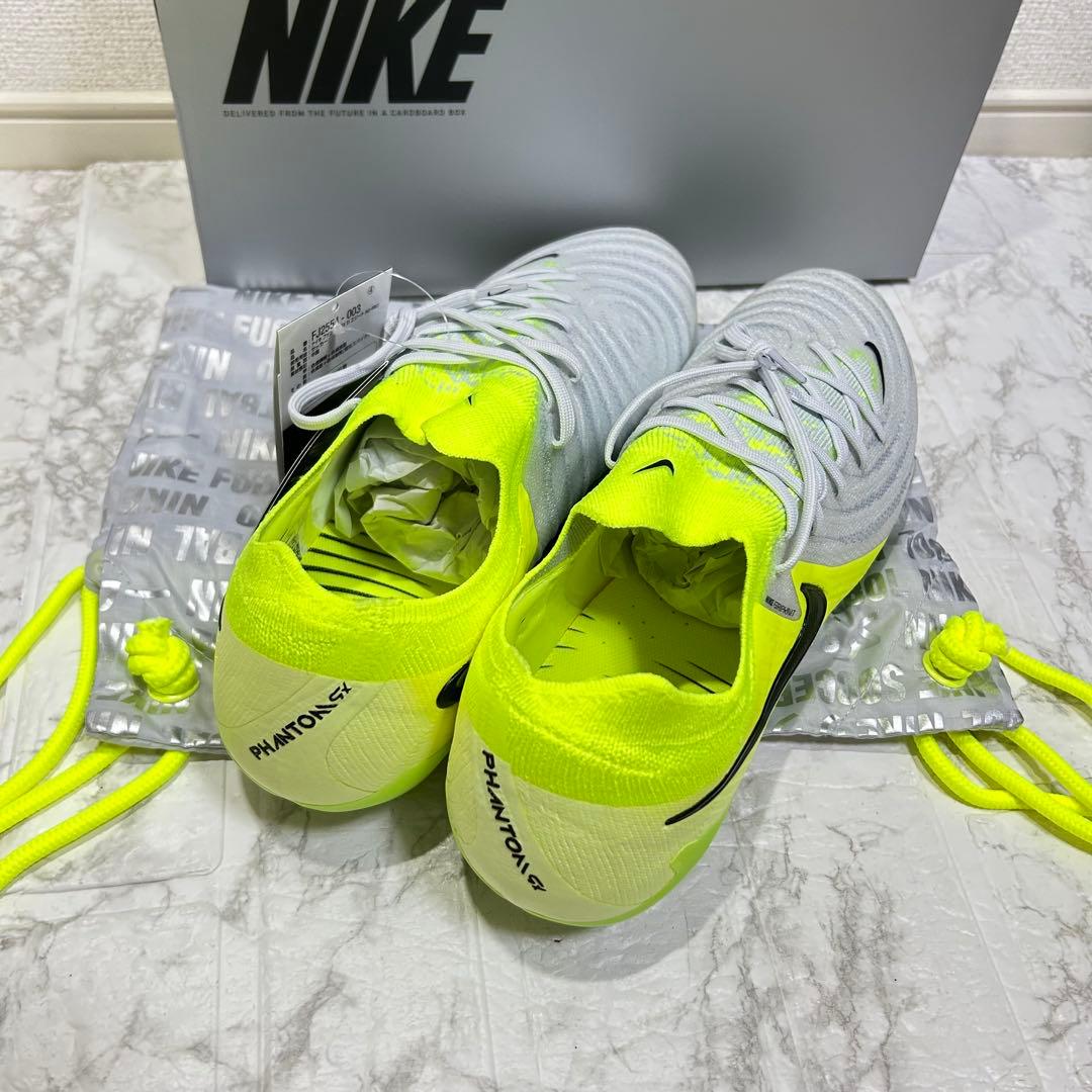 新品 未使用 ナイキファントムGX2エリート 30cm