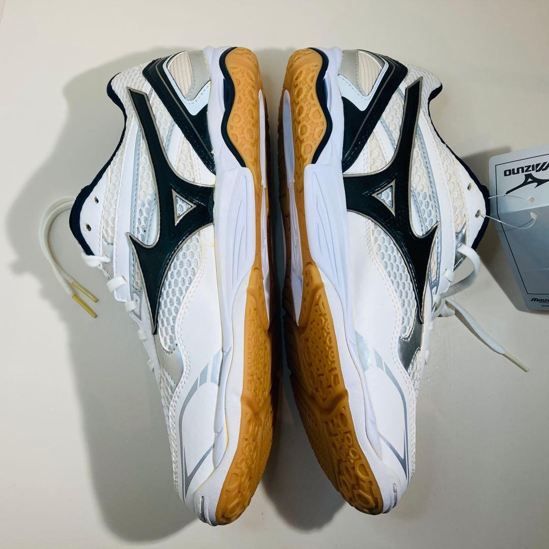 【未使用品】MIZUNOミズノ バレーボールシューズ ウェーブエリートジャパン3