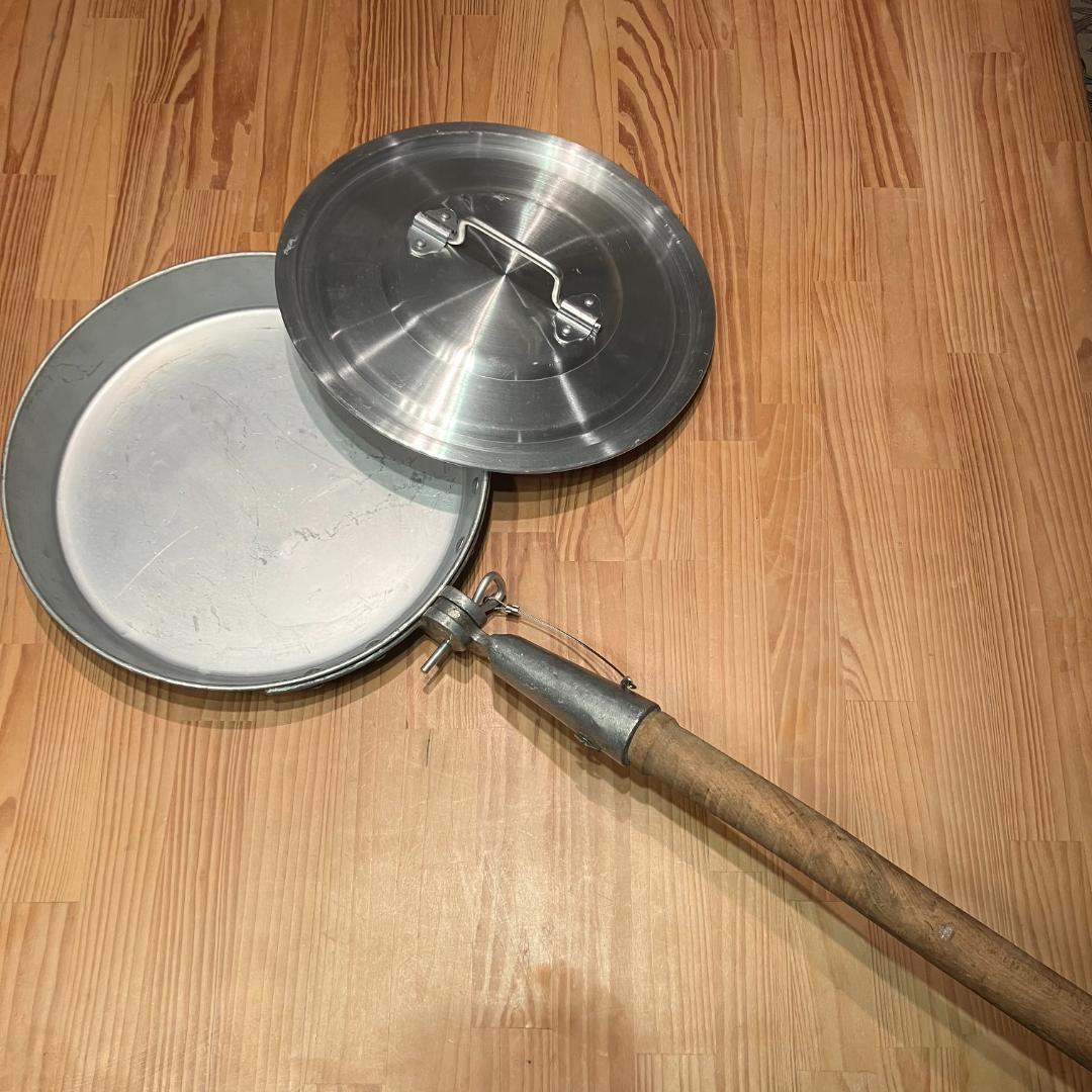 希少！イタリア軍（多分）　折りたたみ式　アルミフライパン　ふた付き