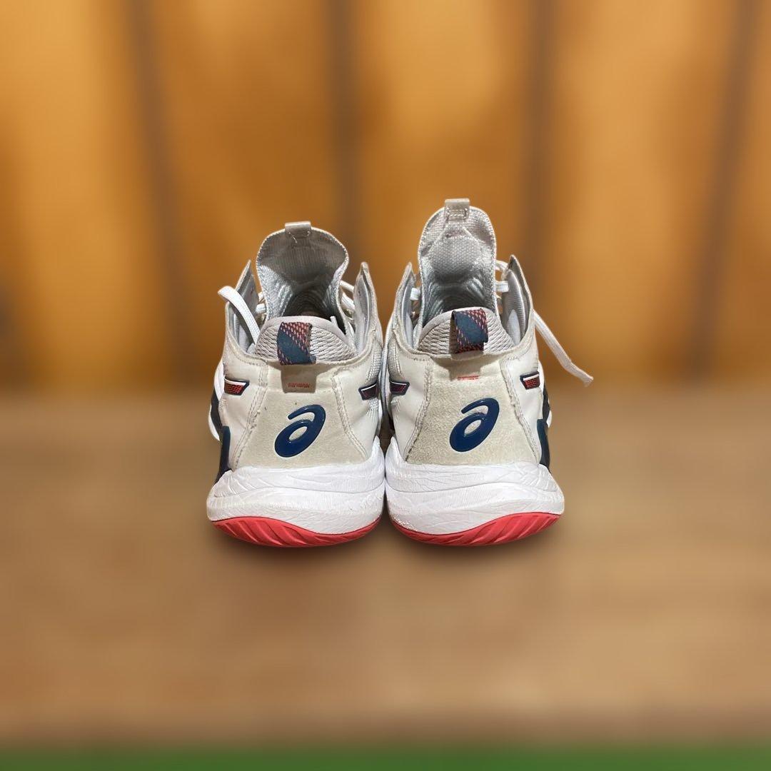 ASICSメタライズ28センチ