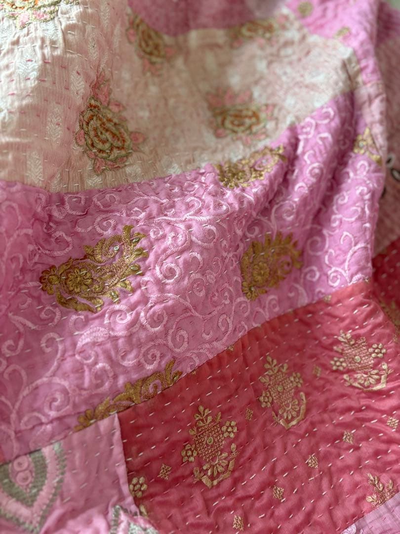 インド刺繍ラリーキルト ビンテージサリー カンタキルト マルチカバー 大判