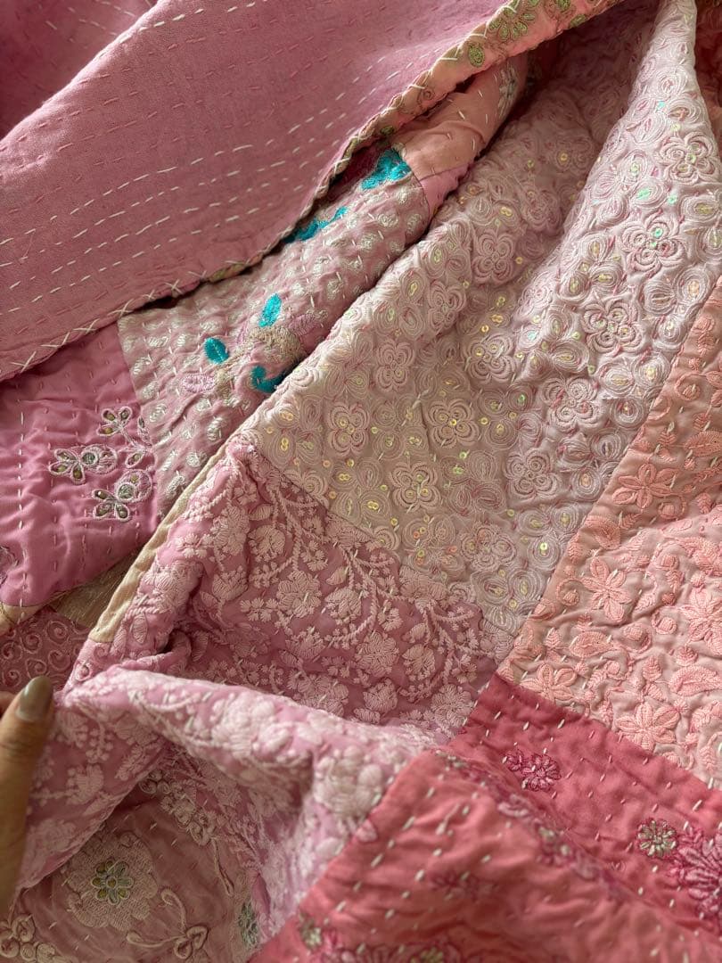 インド刺繍ラリーキルト ビンテージサリー カンタキルト マルチカバー 大判