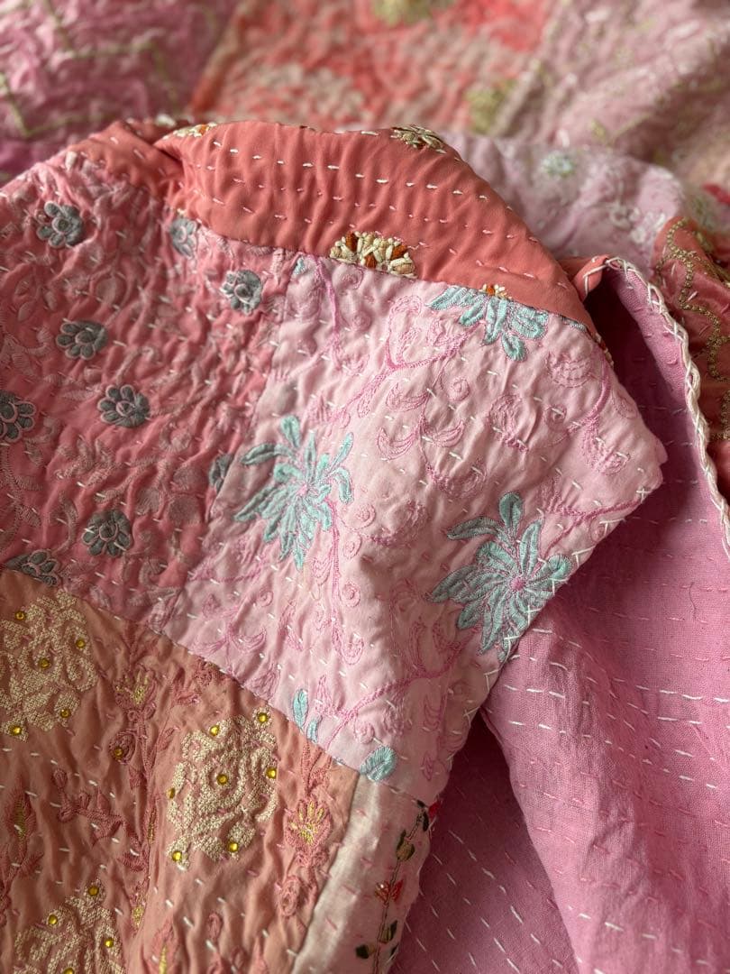 インド刺繍ラリーキルト ビンテージサリー カンタキルト マルチカバー 大判