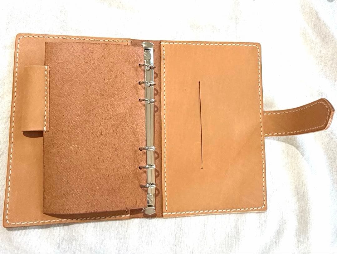 【ヌメ革】バイブルサイズシステム手帳　太めのベルト　ライトキャメル　ハンドメイド