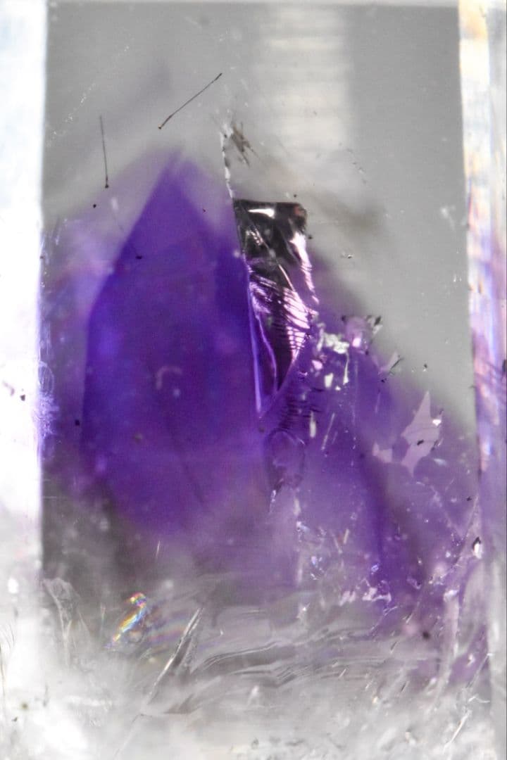 ナミビア　ゴボボセブ産 クリアアメジストポイント