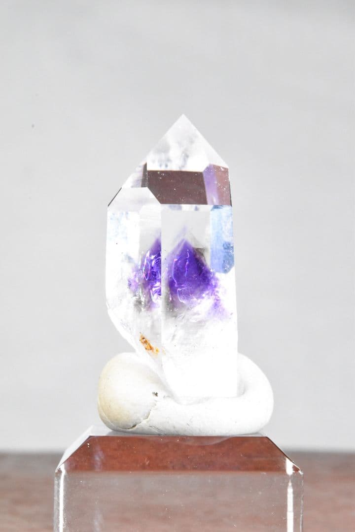 ナミビア　ゴボボセブ産 クリアアメジストポイント