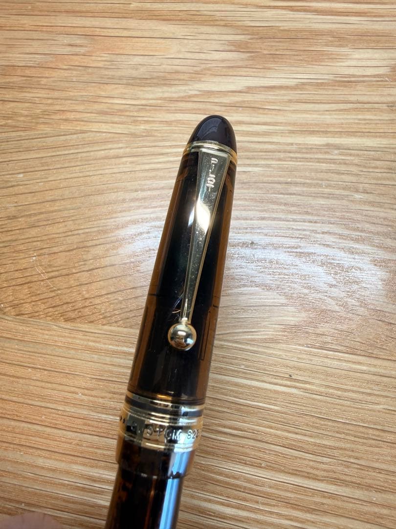 PILOT パイロット カスタム823　ブラウン M字