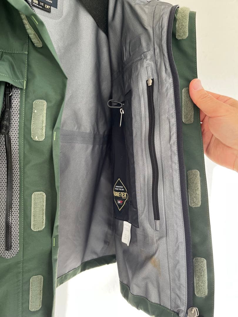 中古　結構美品　パズデザイン　ザ・パーフェクションⅢ ゴアテックスジャケット