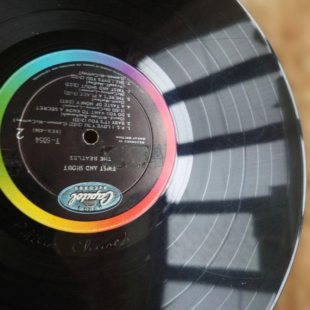 カナダ盤The Beatles twist and shout