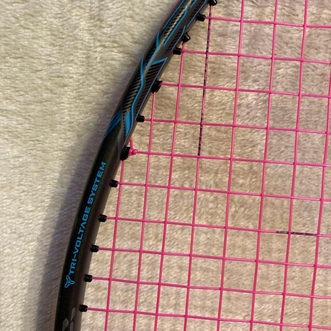 服出品【美品】YONEX VOLTRIC Z-FORCE Ⅱ 3UG5