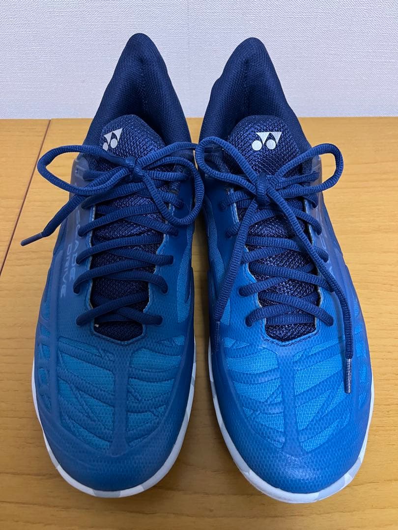 バドミントンシューズ　ヨネックス　カスケードドライブ　27.5