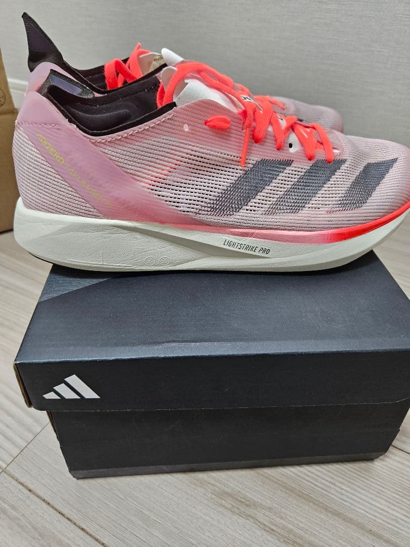 adidas アディダスアディゼロ TAKUMI SEN 10　26.0