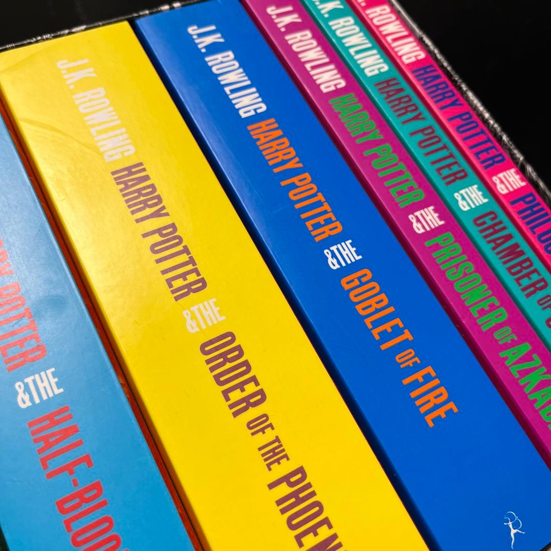 ハリー・ポッター全巻セット（英語版Adult Paperback）