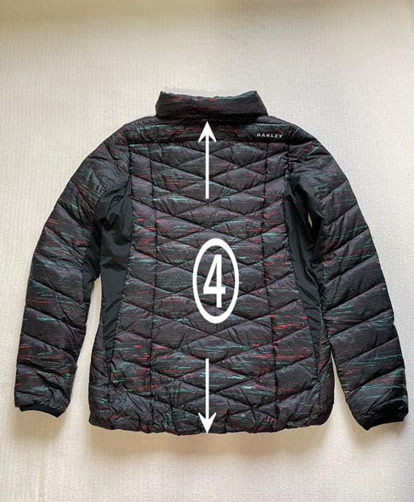 《超美品》OAKLEY オークリー 黒 ブラック ダウンジャケット